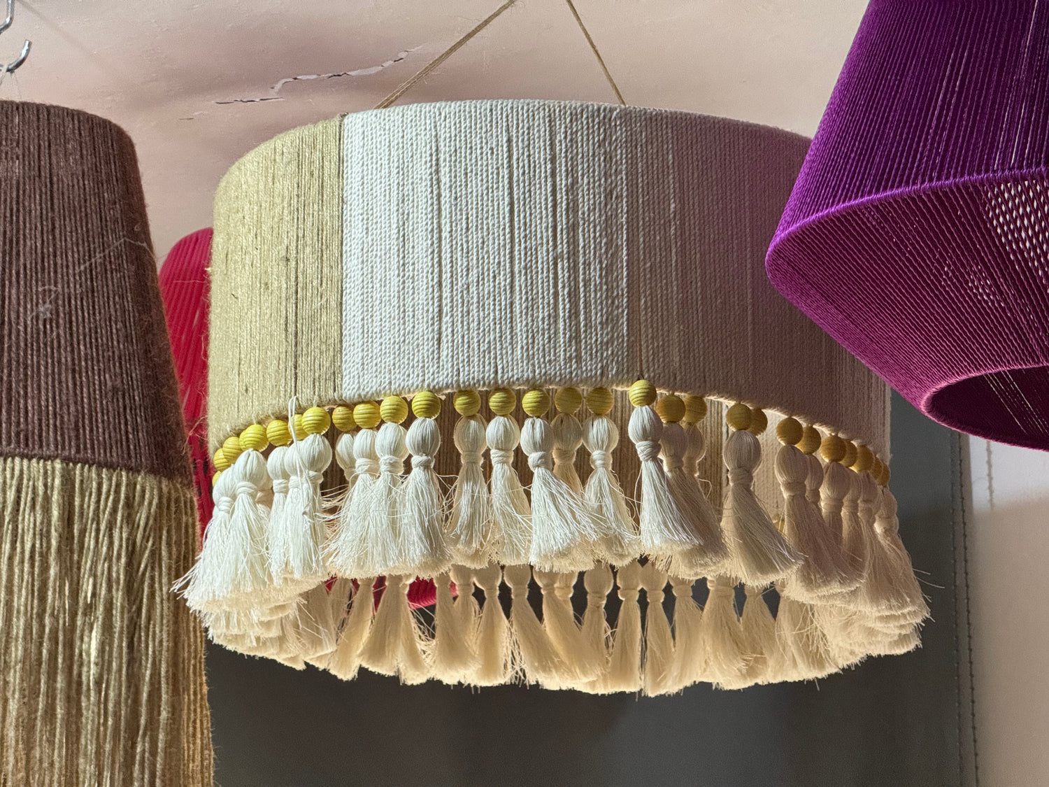 Pantallas colgantes
