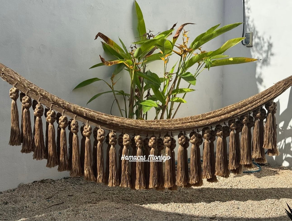 Exclusive Martina hammock